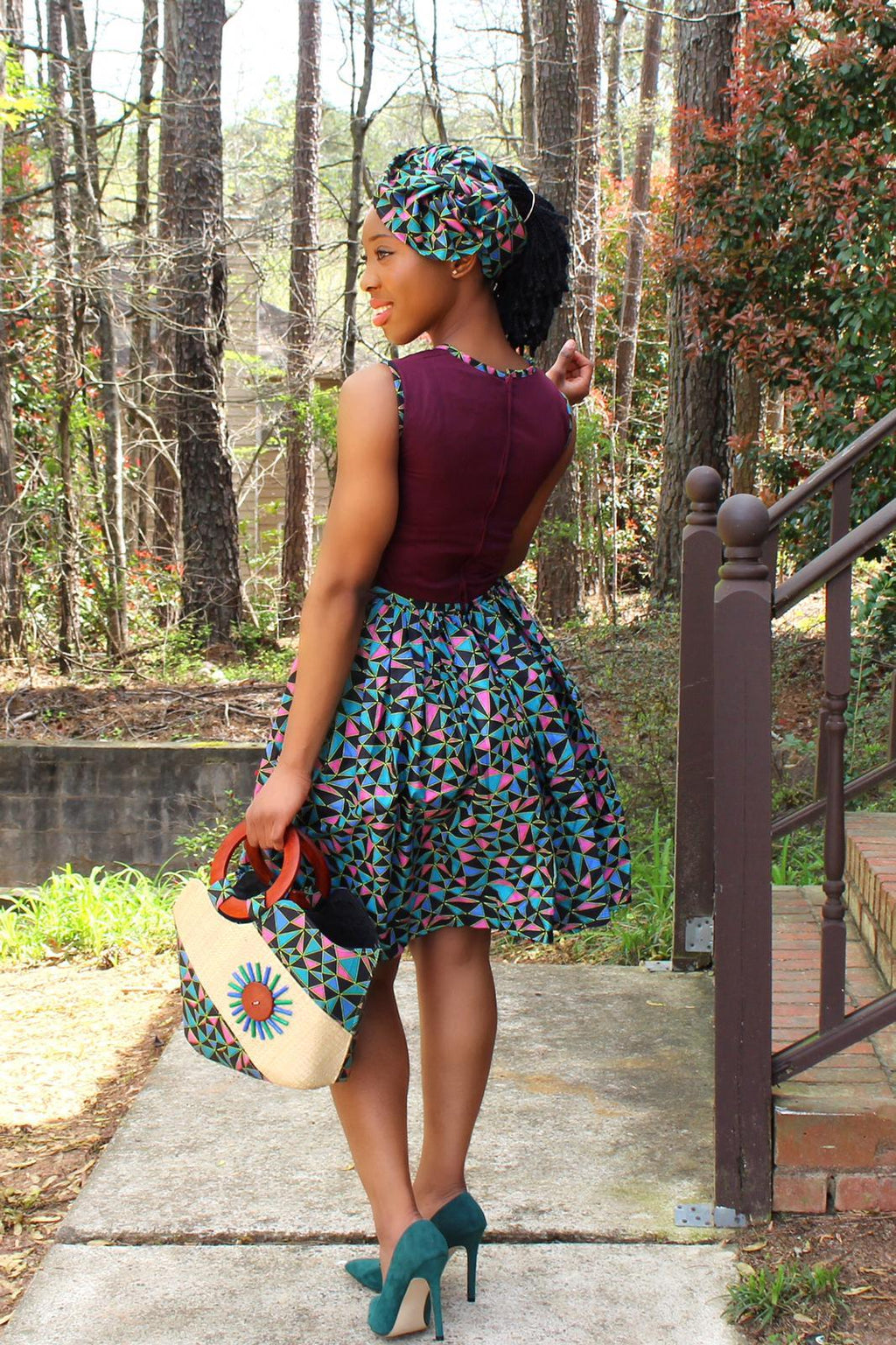 Abayomi Hand Woven Raffia Fibers African Basket Bag with Wood Handle - Green